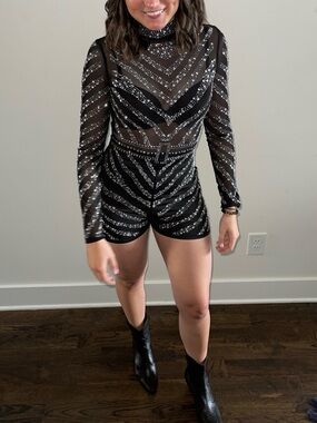 NanaMacs Black Long-Sleeve Sequin Romper
